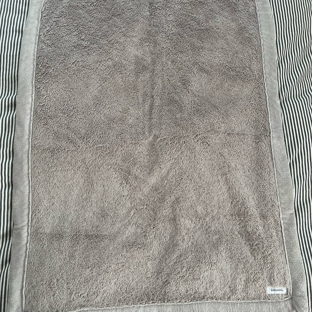 Saranoni Lush receving blanket